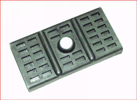 Spring Pad Left Leaf Spring Pad – mpclassics